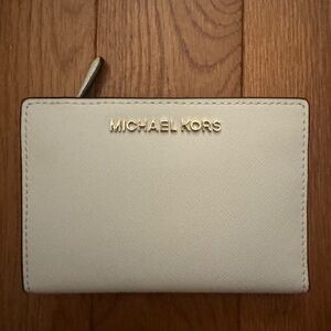 Michael Kors White Wallet